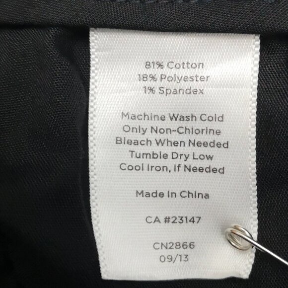 Talbots Ladies Straight Fit Dark Denim Zipper & 2 Clasp Closure Shorts - Picture 4 of 11